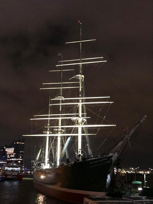 Die Abendveranstaltung auf dem Traditionsschiff Rickmer Rickmers lud ein zu kulinarischen Erlebnissen und den Erfahrungsaustausch zwischen Referenten und Teilnehmern