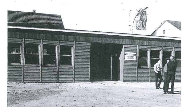 Teilansicht des 1966 erstellten Schulpavillons in Schotten, hier konnten zwei Kurse parallel unterrichtet werden